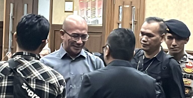 Tanggapi Klaim Hasyim Asy'ari, Hasto Kristiyanto Tegaskan Tak Bertemu Wahyu Setiawan Tanggapi Klaim Hasyim Asy'ari, Hasto Kristiyanto Tegaskan Tak Bertemu Wahyu Setiawan