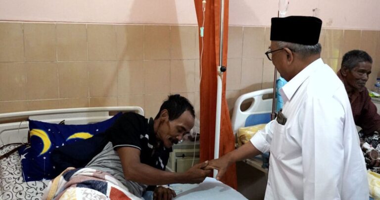 Keracunan Massal Posyandu Lansia di Blitar: Pembuat Kolak dan Keluarga Ikut Jadi Korban Keracunan Massal Posyandu Lansia di Blitar: Pembuat Kolak dan Keluarga Ikut Jadi Korban